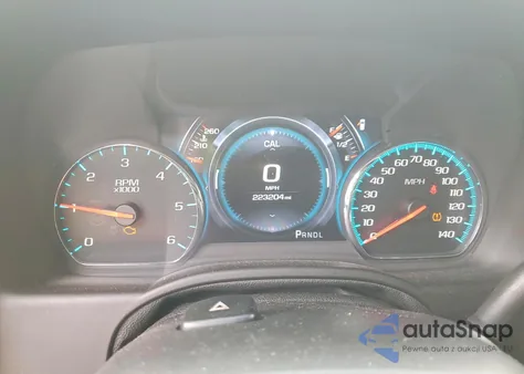 2017 GMC Yukon Denali z USA, uszkodzony, nr VIN 1GKS1CKJ4HR330958